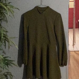 Women’s extra small, long sleeve dress